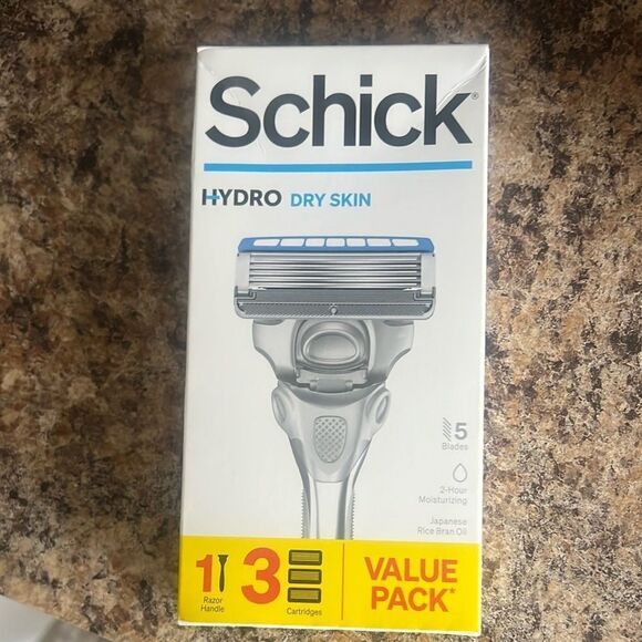 COPY - Schick Hydro Dry Skin Razor Value Pack - Picture 1 of 3